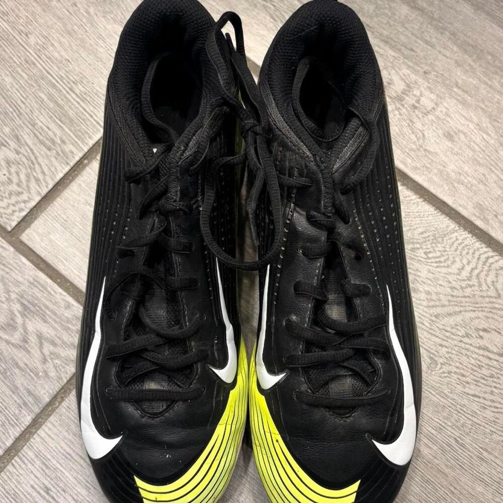 Nike Men's multi Footwear